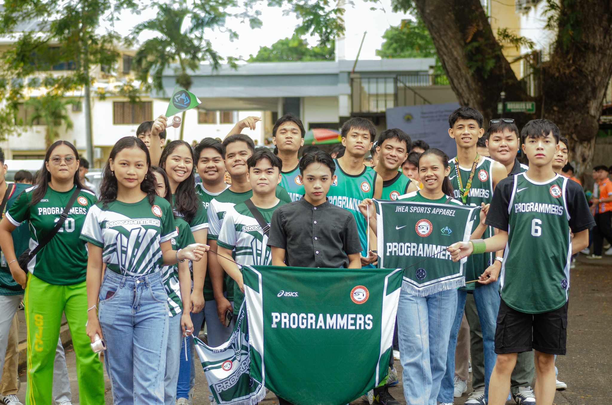 CCS student teams competing at Regional E-Thesis Competition 2026